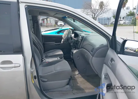 2006 Toyota Sienna Le z USA, uszkodzony, nr VIN 5TDZA23C66S387889